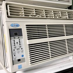 used AC 6,000BTU- moving out sale