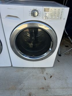 Frigidaire Affinity Washer