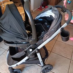 Graco Carseat/Stroller Combo