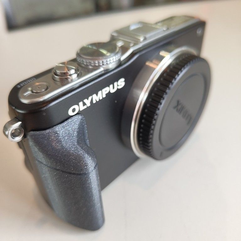 Olympus PEN Lite 3  & 2 Lenses