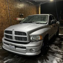 2003 Dodge Ram 1500 Quad Cab