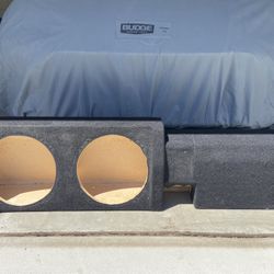 Sealed enclosure subwoofer box for two 10” Subs