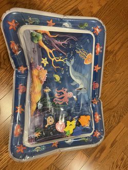 Water tummy time mat for baby 