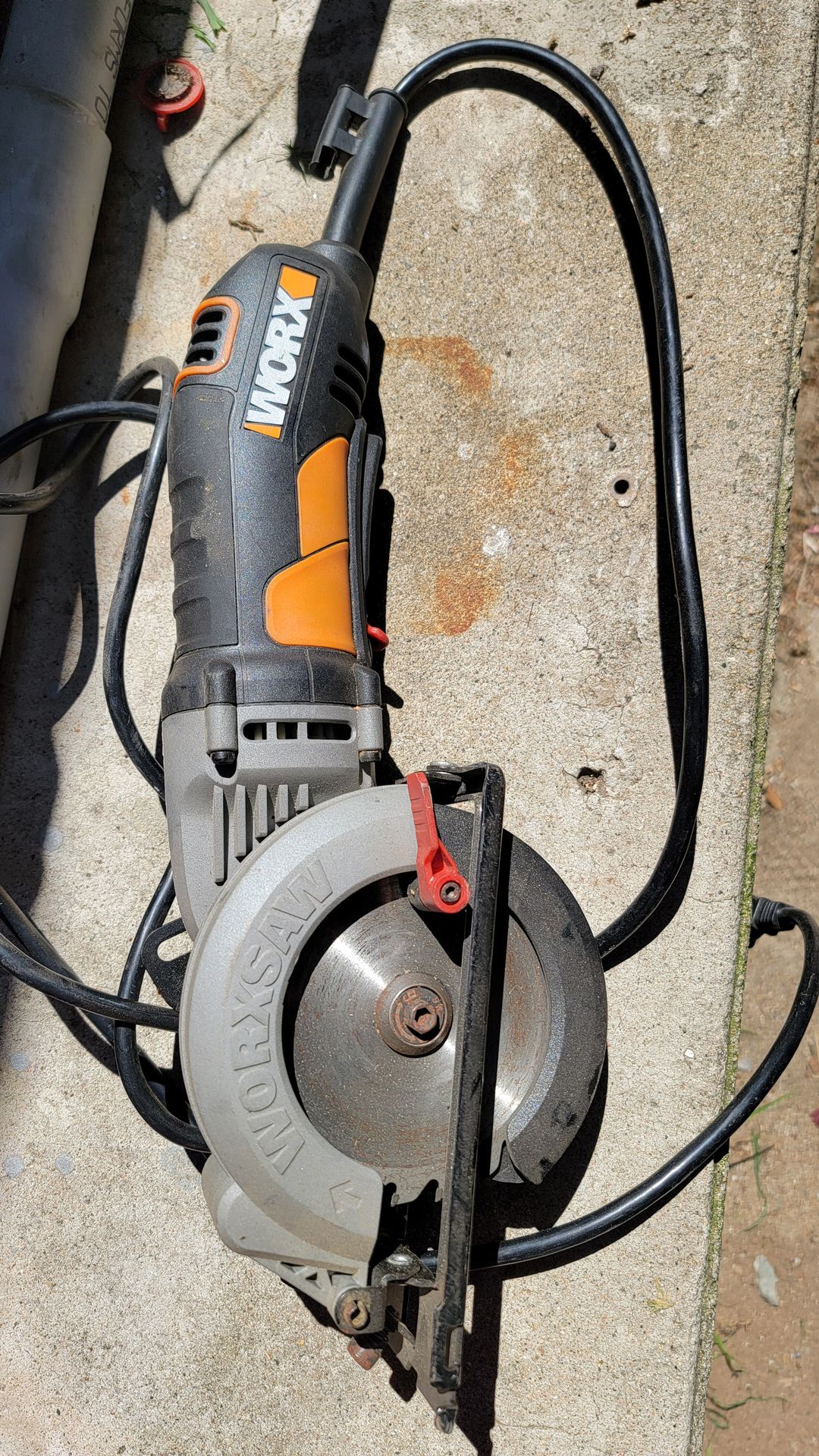 Corded saw