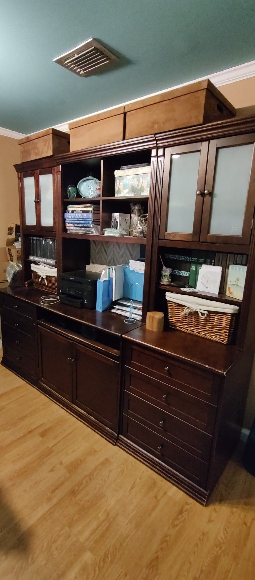 Office/ Computer Desk with File Drawers