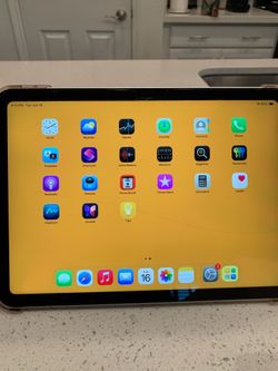 iPad A16 128gb 11th gen & Apple Pen
