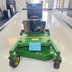 John Deere Riding Lawn Mower 