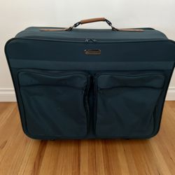 29” American Tourister Luggage Great Condition 