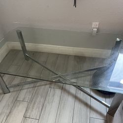 Glass center/coffee table 