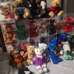 Large Lot of 30+ Vintage Ty Beanie Babies Collection - Many RARE NIP (New In Package) & Display Pieces!