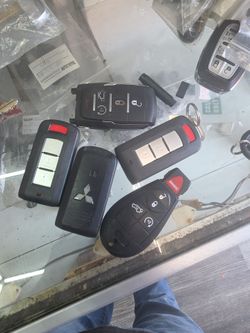 Car key fobs/llaves con control para carros
