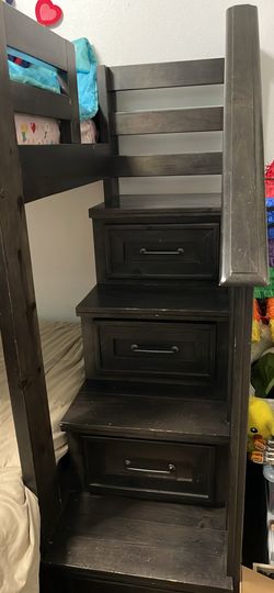 Bunk bed