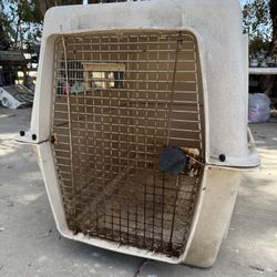 Large Dog Crate/Kennel