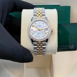 Valentine Day sale- Watch