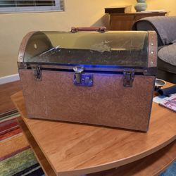 Vintage 1950s Cat or Small Dog CarrierTho