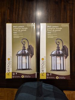 Coach lights / wall lanterns