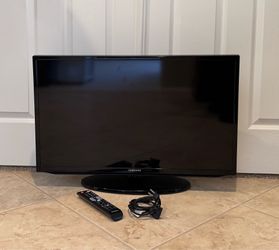 32” SAMSUNG SMART TV