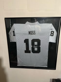 Randy Moss Oakland Raiders framed autographed jersey