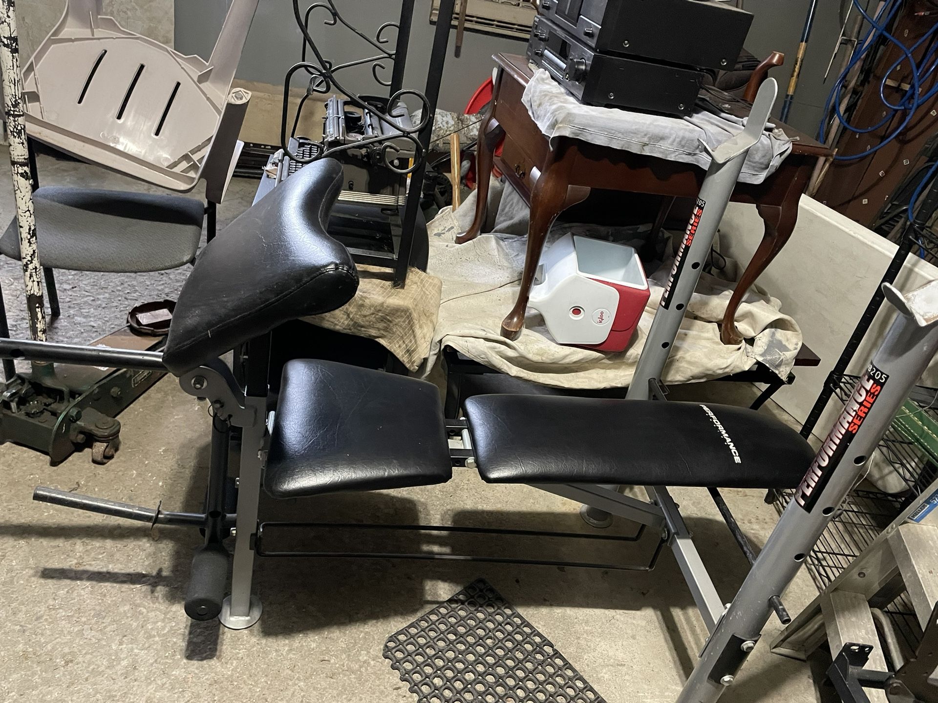 Weight Bench