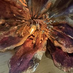 Decorative light-up flowers + string lights