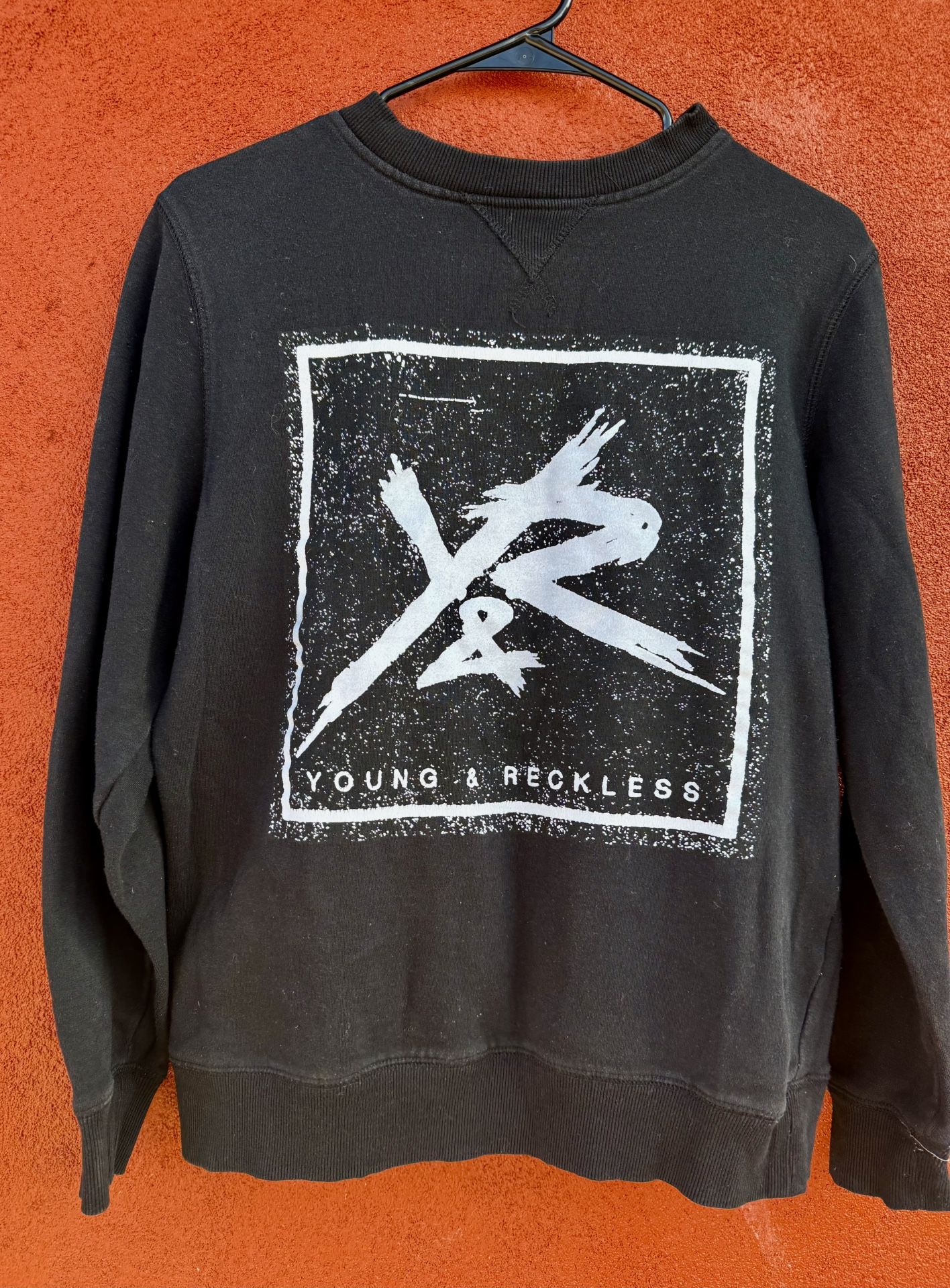 Young And Reckless Size M