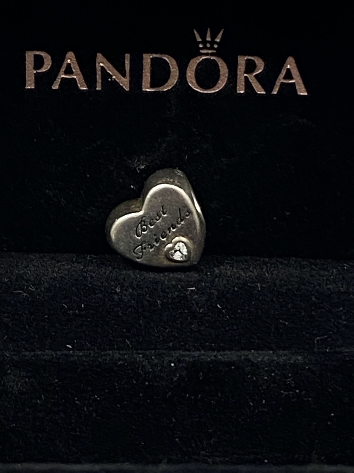 PANDORA “Best Friends” Charm