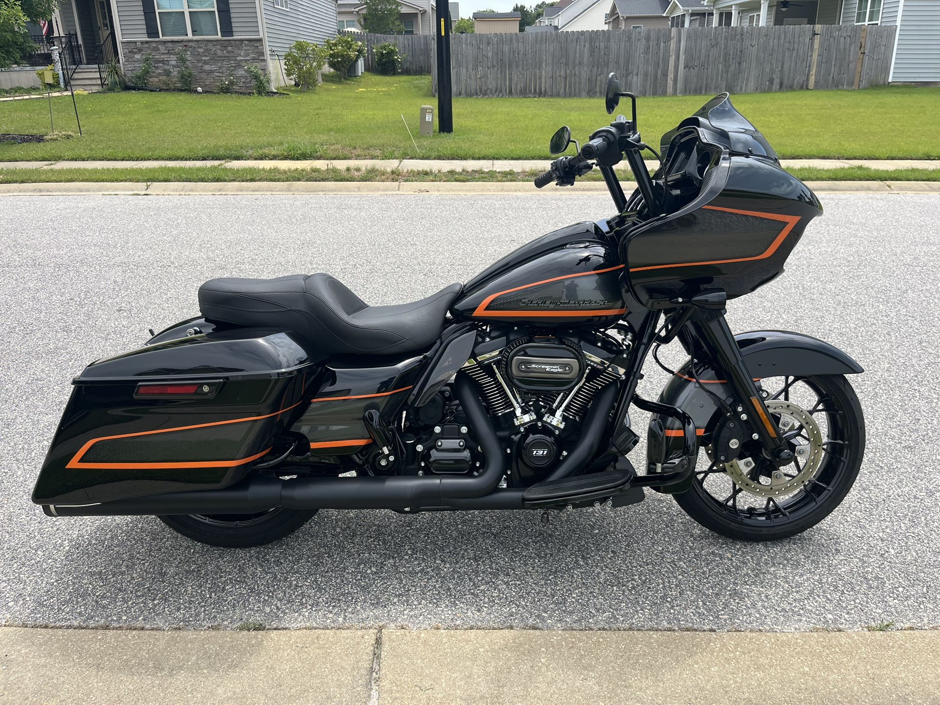 2022 Harley Davidson Road Glide Special