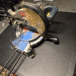 RYOBI TS1352 SAW