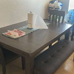 Extendable Dining Table