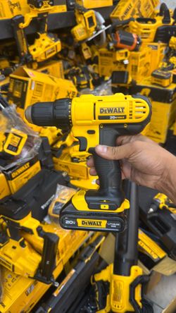 Dewalt 20v drill with battery and charger