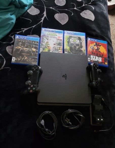 PS4 Slime, 2 black controllers, games CROSS-GEN EDITION CALL OF DUTY MWMODERN WARFARE II, RED DEAD II REDEMTION, PLANTS VS ZOMBIES GARDEN WARFARE,