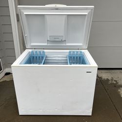 Kenmore 13 Cu. Ft. Chest Freezer