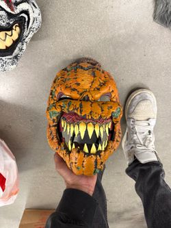 Dark Harvest ANI-Motion Mask with Hands