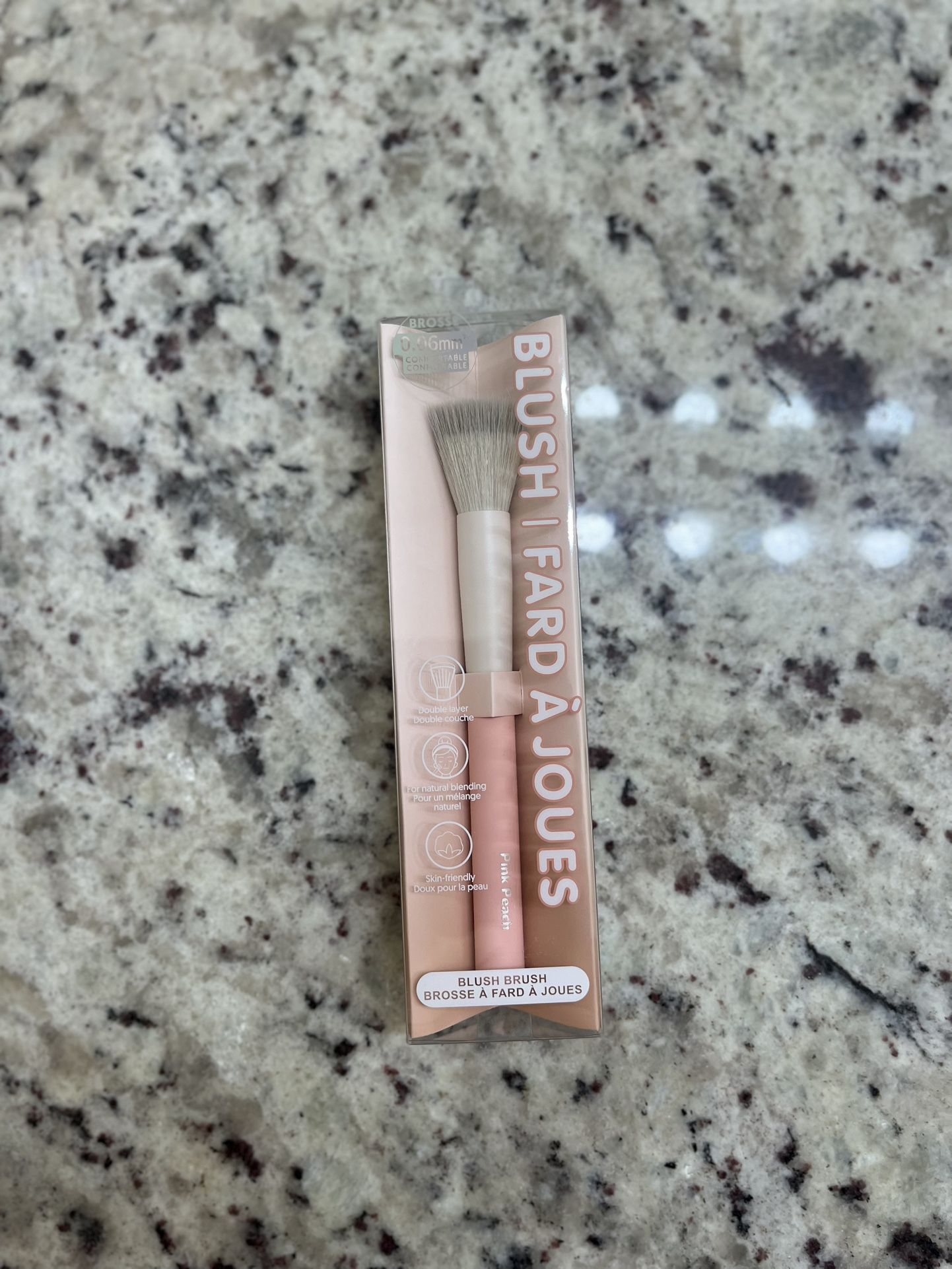 makeup brush