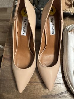 Steve Madden Brand new High Heels Size 9