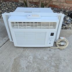 Window Air Conditioner 