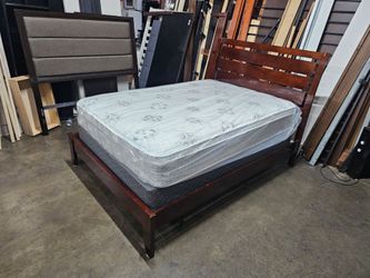 Full bed and mattress