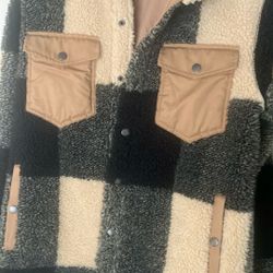 Men’s Fleece Jacket Size Small (fits like med)