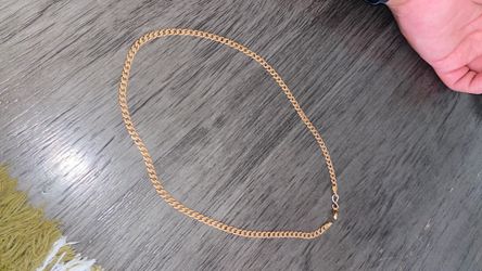 Gold necklace
