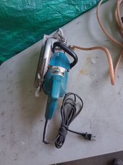 Corded circular wet saw