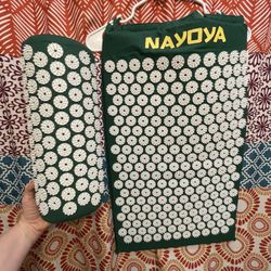 Acupressure Mat And Neck Roll