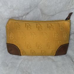 Dooney & Bourke  Cosmetic /Coin Purse