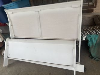 Queen bed set