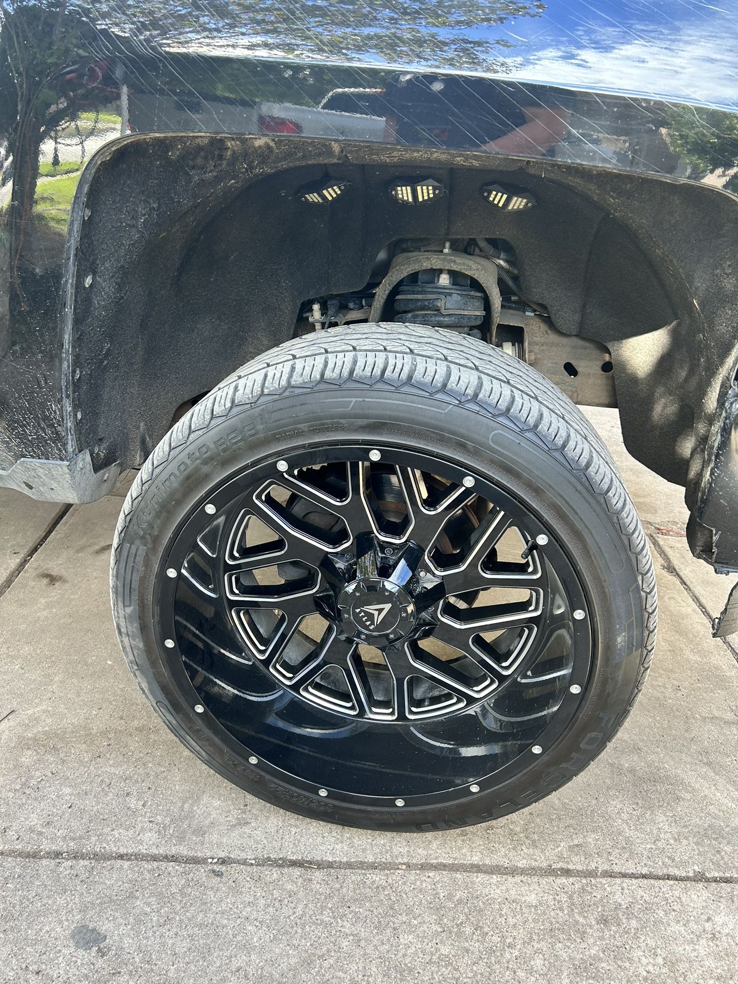 22x12s atlas on street tires