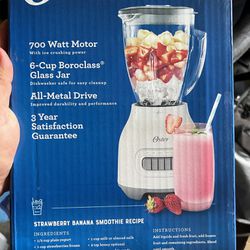 Oster 6 Cup Blender BRAND NEW