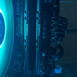 Good Gaming Pc Runs A Lot Of FPS Adm Rising Five