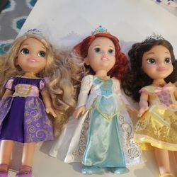 3 Princess Dolls 