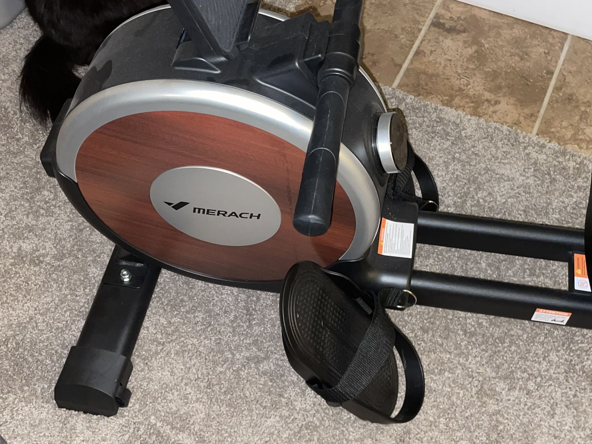 Merach Magnetic Rowing Machine
