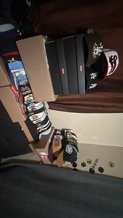 New Era Hats Multiple Exclusive Got Different Sizes Ask If Interested Also Got Supreme Hats And Other Stuff 