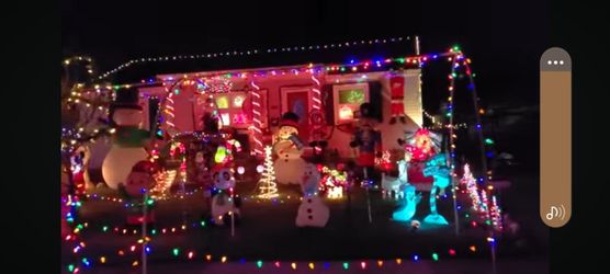 30+ years collecting Christmas Yard Collection $2000.00 SERIOUS Offers Selling All Together (PLEASE SERIOUS BUYERS WILL NOT SPLIT UP)